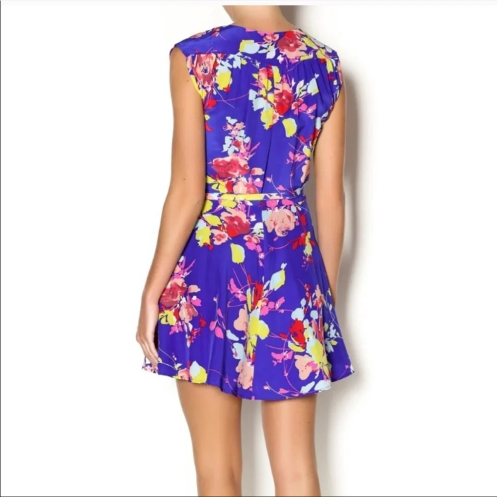 Yumi Kim Soho Mixer floral Dodger blue wrap dress - Picture 2 of 8